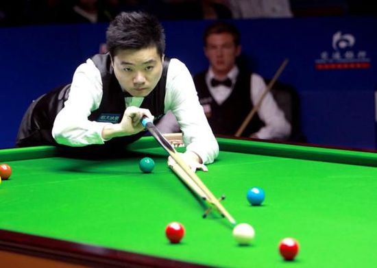 在足球比赛 在足球比赛