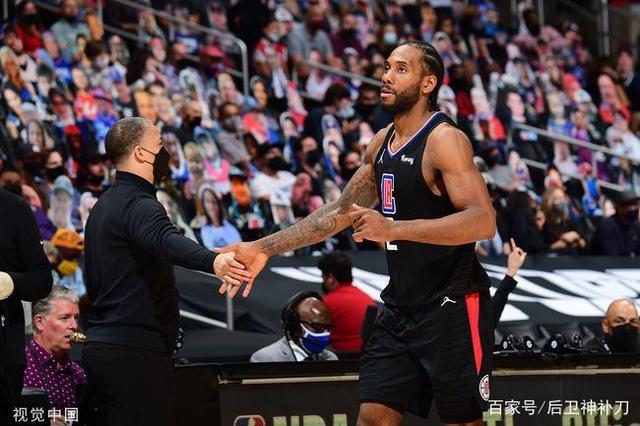 冬季运动的 冬季运动的